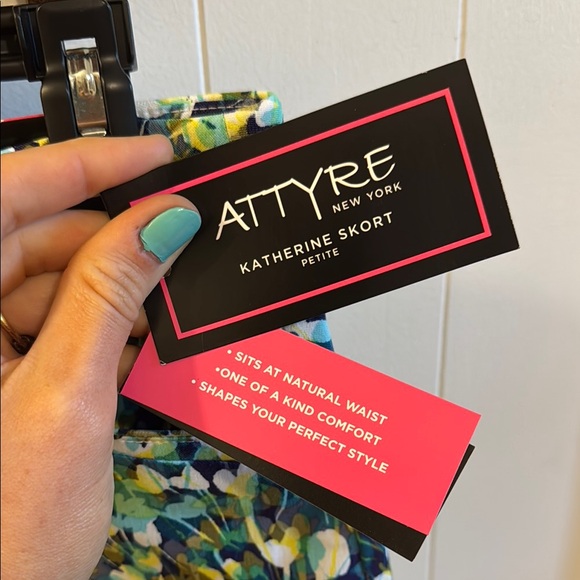 Attyre Women's Floral Skort - Blue and Yellow - Picture 2 of 3